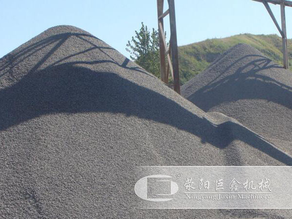 機制砂生產現(xiàn)場